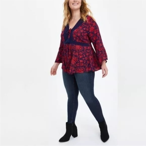 Torrid Lace-Up Blouse Top Red Blue Babydoll Gauze Crochet Trim Plus Size 3x - Picture 3 of 8
